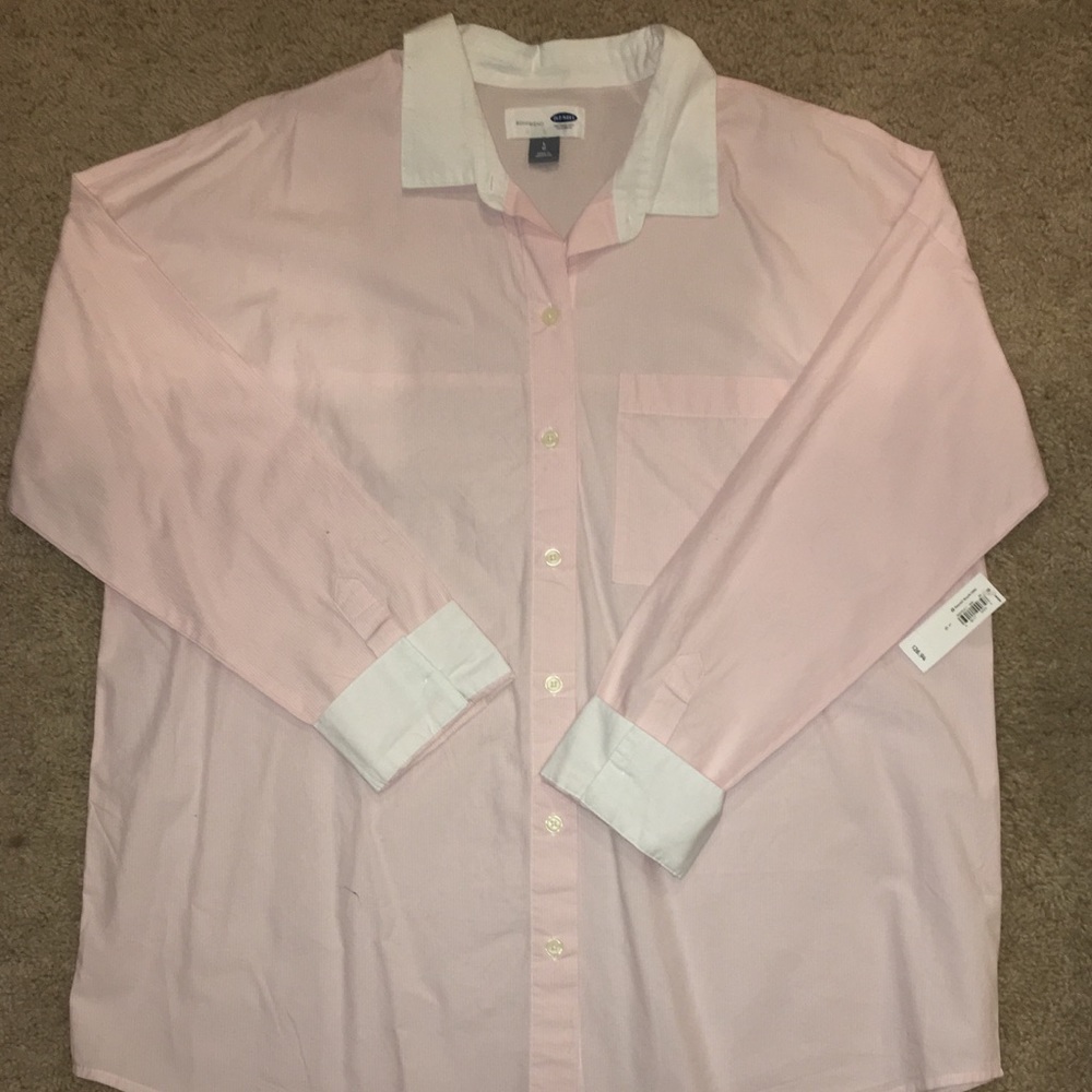 OLD NAVY  BUTTON DOWN!